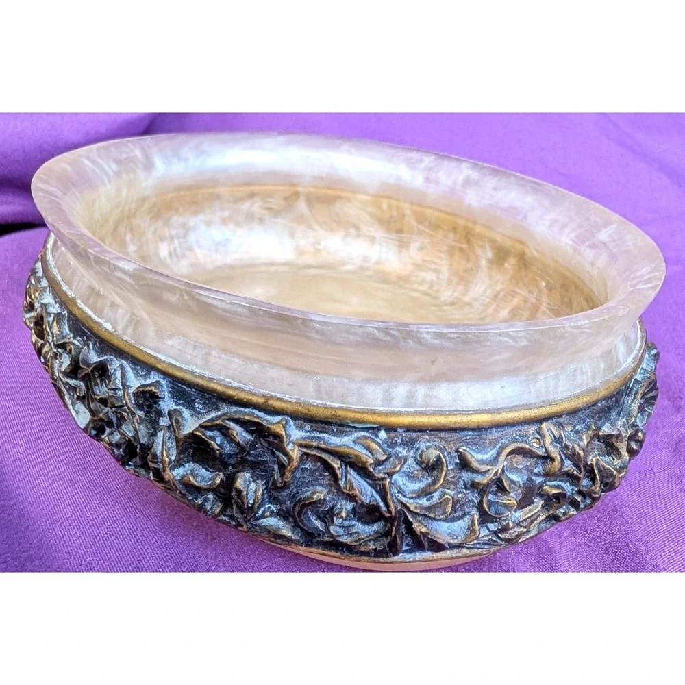 Wamsutta Golden Pearl Adagio Lucite Vanity Soap Trinket Candy Dish Bronze Vines